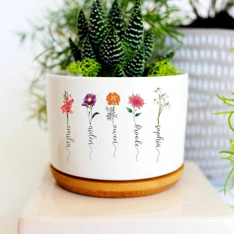 Custom Birth Month Flower Plant Pot Grandma's Garden Plant Pot