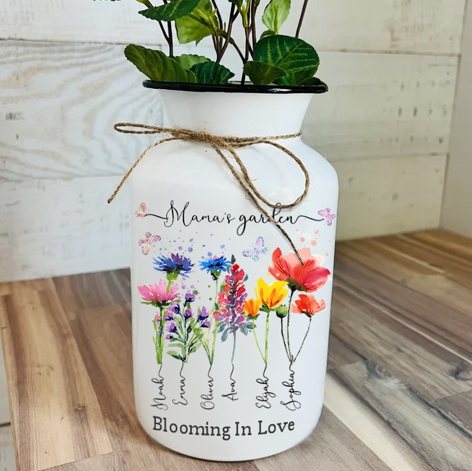 Personalized Family Garden Vase With Grandkids Name and Birth Month Flower For Mother's Day