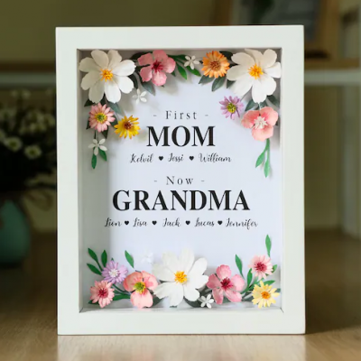 Personalized First Mom Now Grandma Flower Frame For Mother's Day Gift